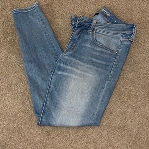 Size 6 AEO Light Faded Jeggings